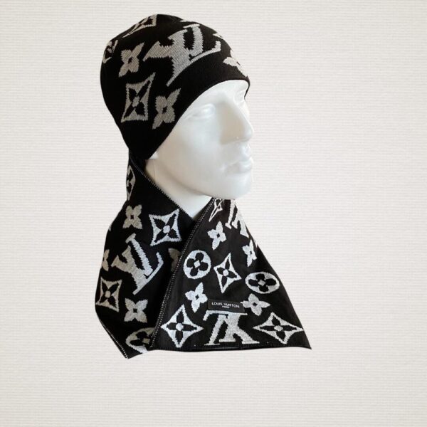 PETIT MONOGRAM HAT SCARF